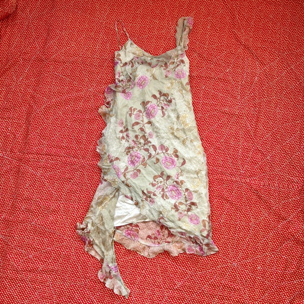 Love on Earth 100% Silk fairy Floral Asymmetrical Midi Dress Sage Pink Size 8